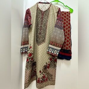 Pakistani, Indian Dresses